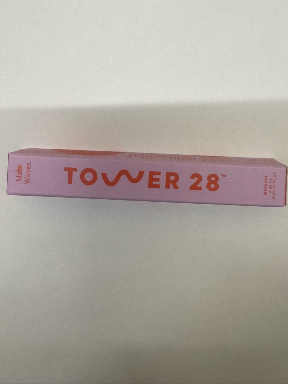 MAKE WAVES MASCARA TOWER 28 COLOR JET BLACK NEW IN BOX 8.5 ML